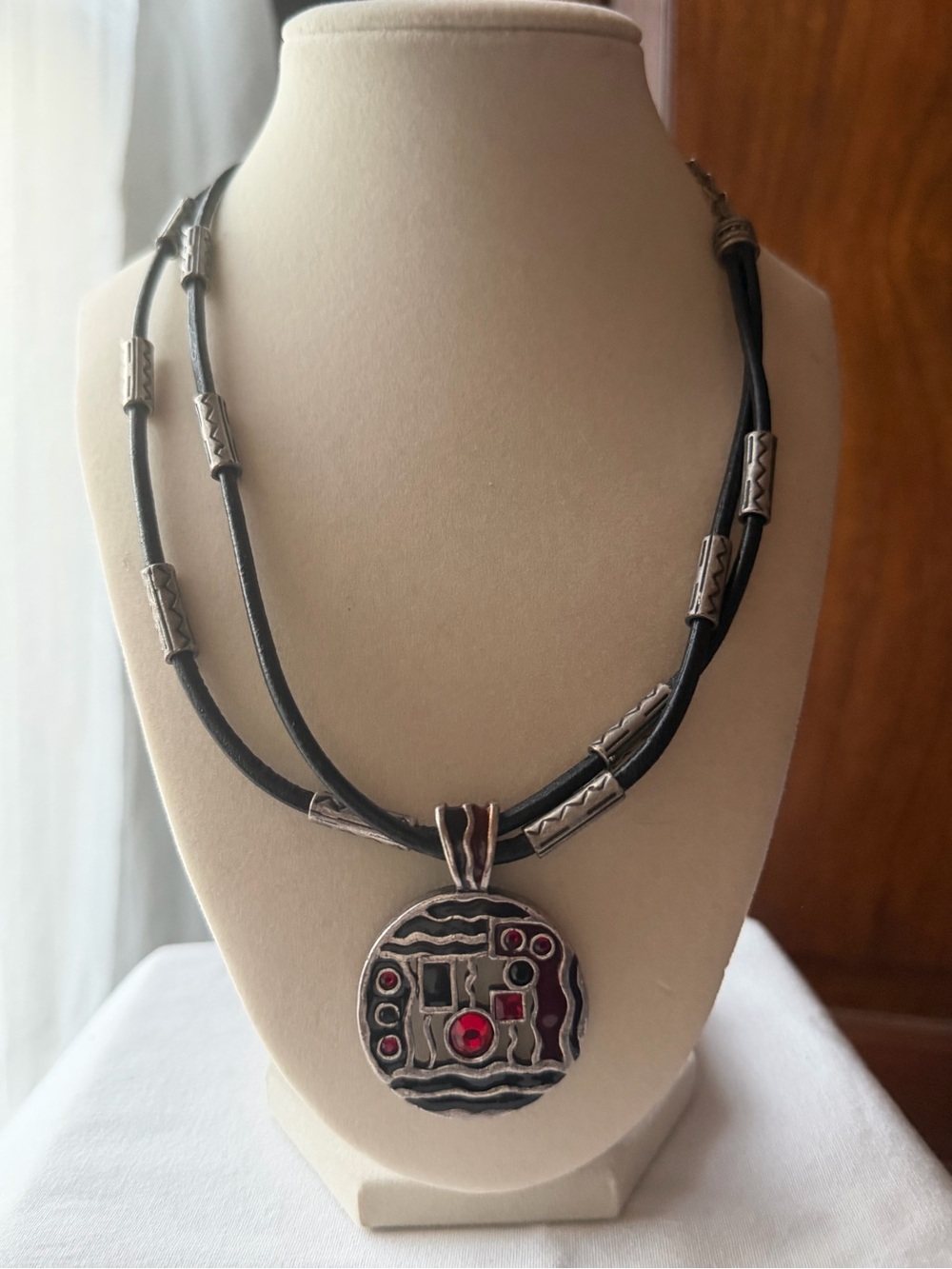 Chico’s Black Cord Statement Pendant Necklace Red Rhinestone Silver Tone